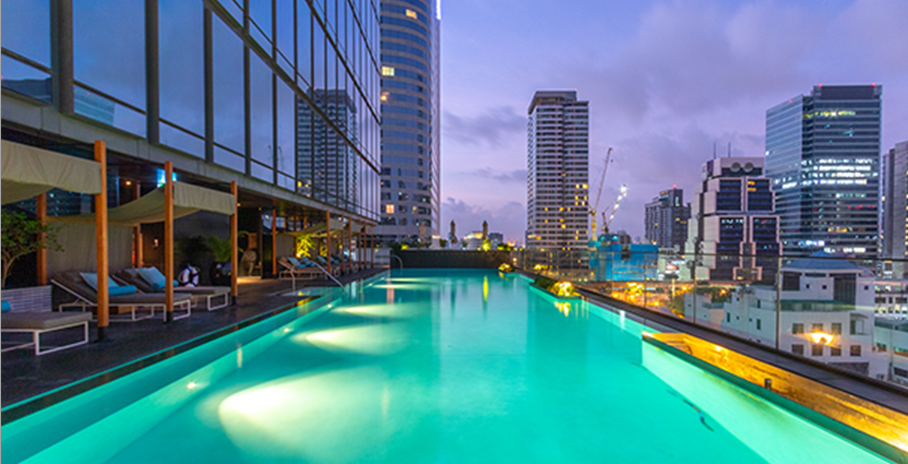 リッツ・カールトン レジデンスのプール